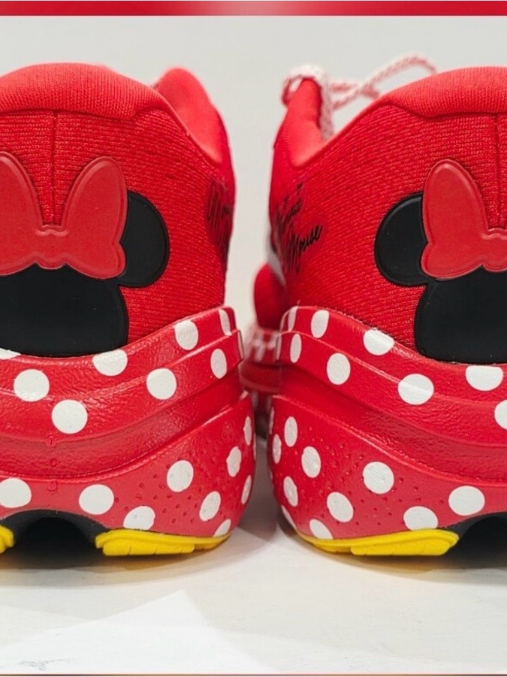 Brooks Minnie Mouse Running Shoe - Picture 5 of 5